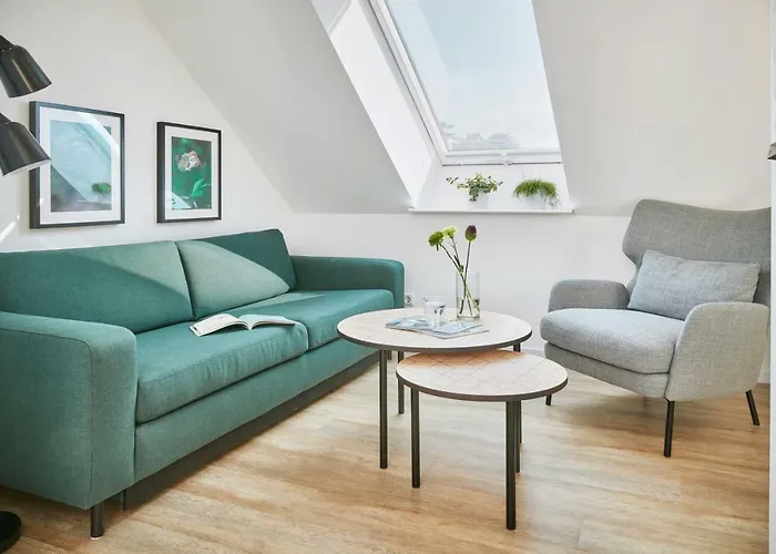 Gluecksferien- Gaensebluemchen *